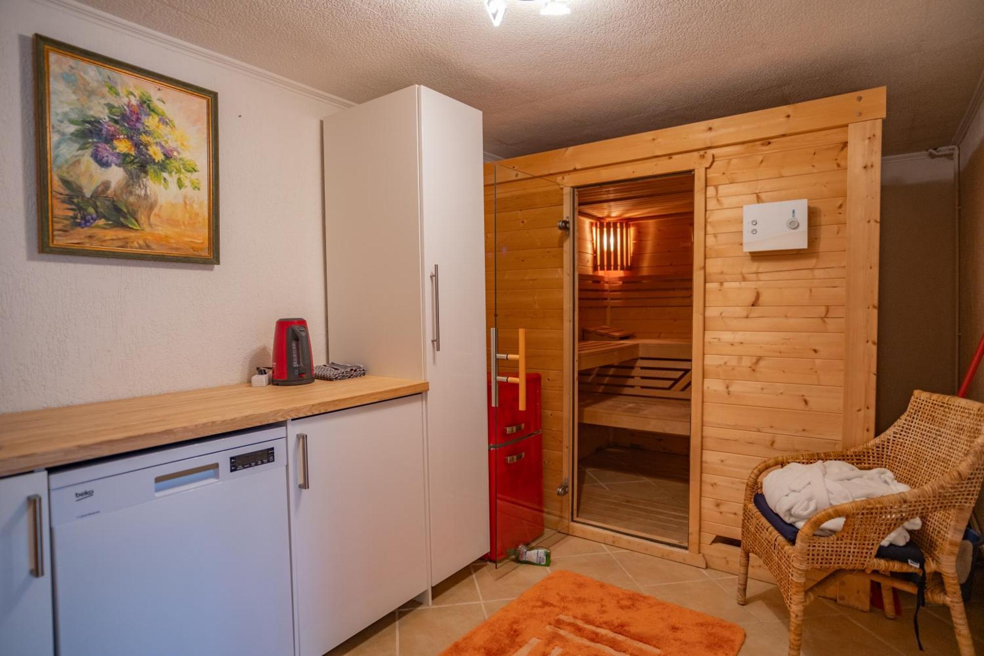 Ferienwohnung Haus Am Leuchtturm Pellworm Exterior foto