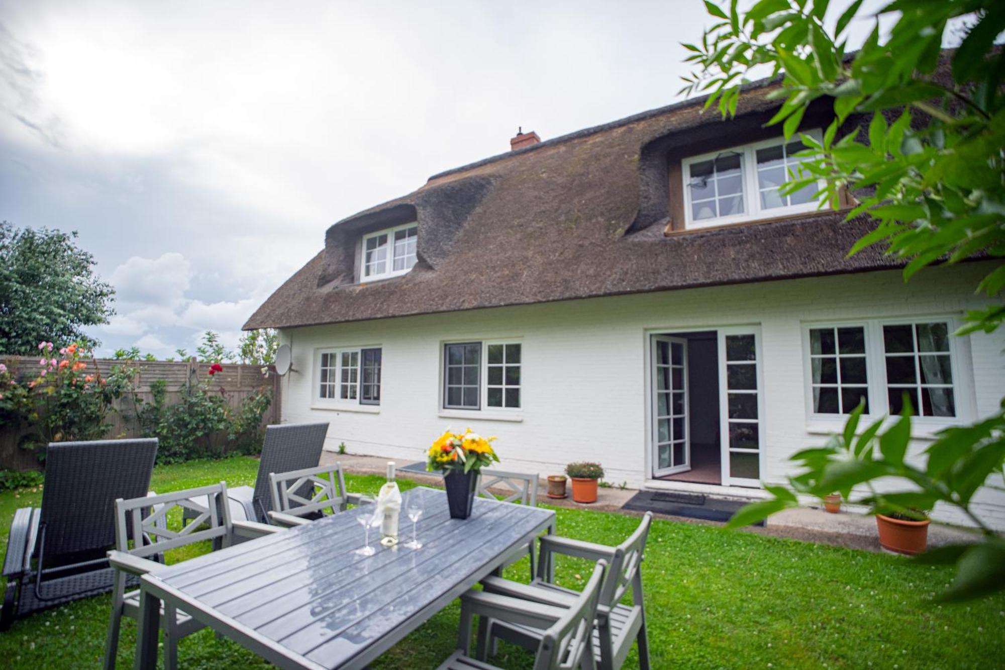 Ferienwohnung Haus Am Leuchtturm Pellworm Exterior foto