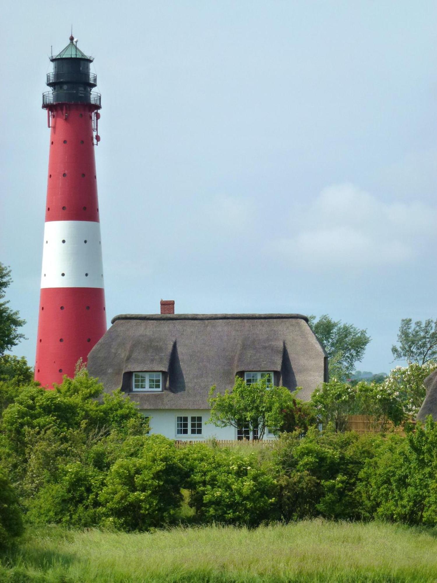 Ferienwohnung Haus Am Leuchtturm Pellworm Exterior foto